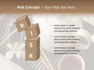 Li Ten Trategy Human PowerPoint Template