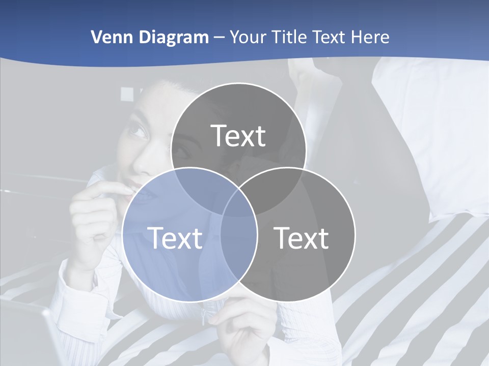 Bedroom Happiness E Business PowerPoint Template