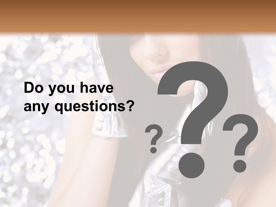 Girl Make Beauty PowerPoint Template