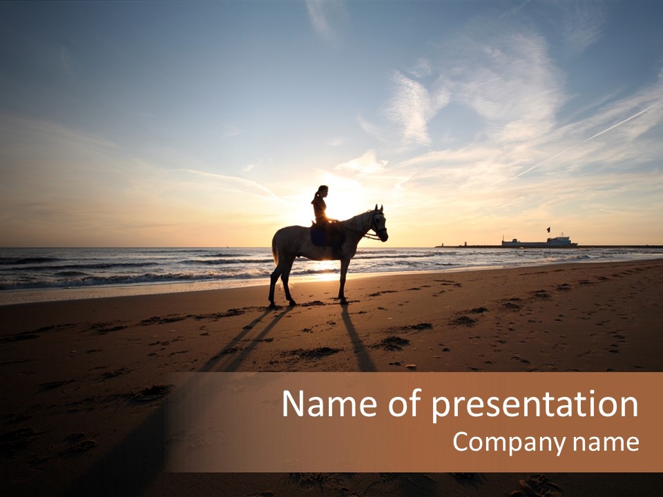 Tropic Beautiful Ranch PowerPoint Template