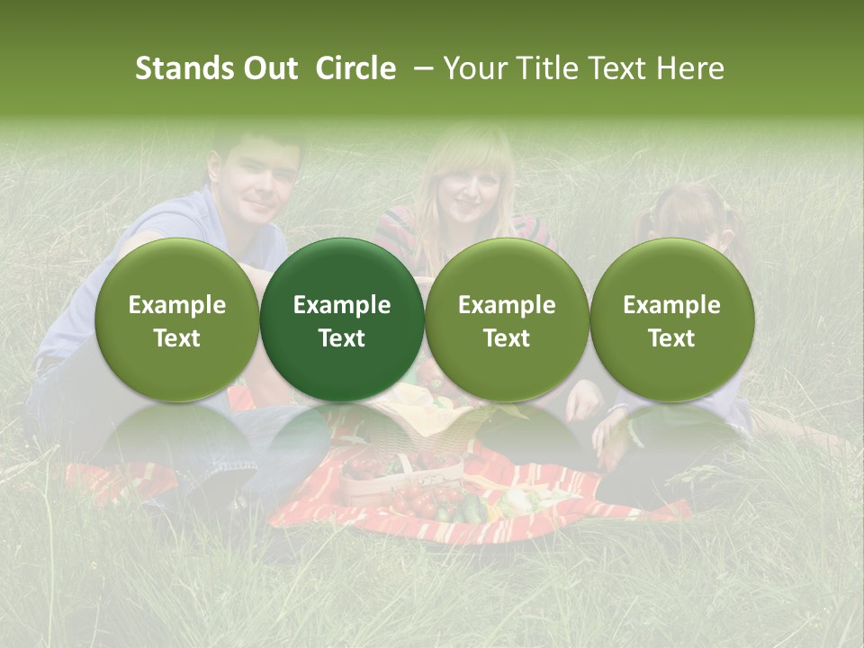 Pique Nique En Famille PowerPoint Template