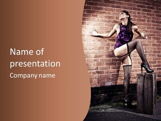 Season Vamp Long PowerPoint Template