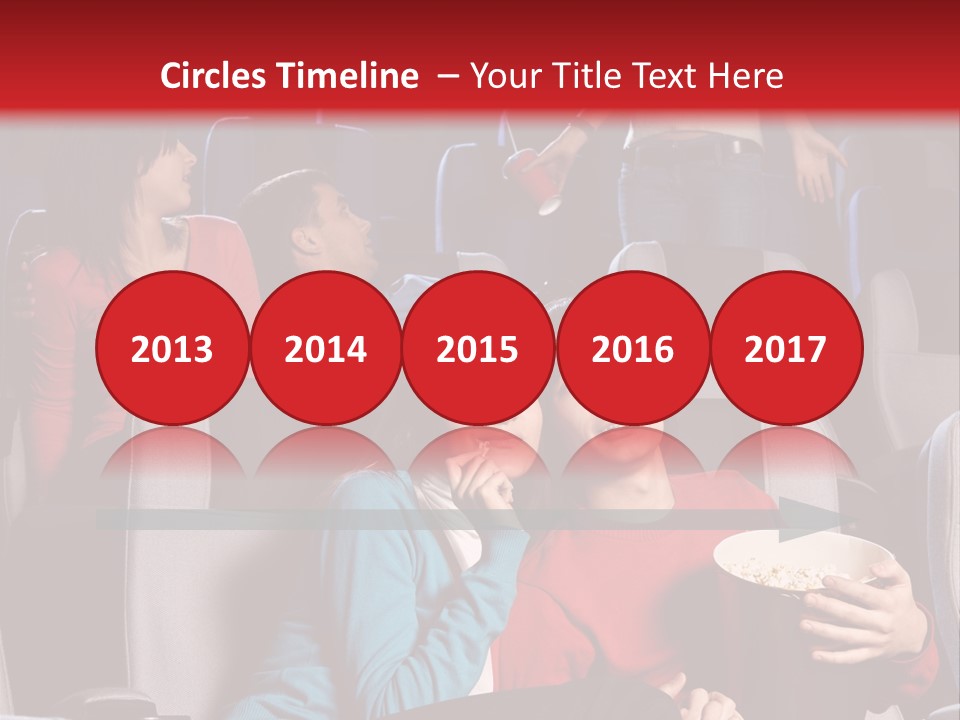 Jovenes En El Cine PowerPoint Template