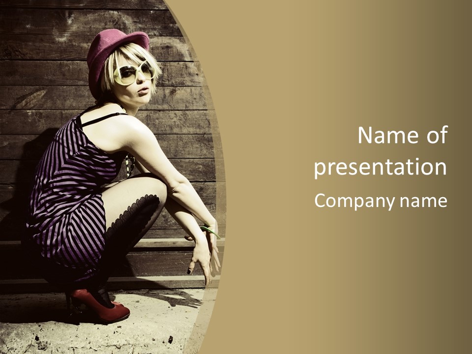 Retro Girl Photography PowerPoint Template