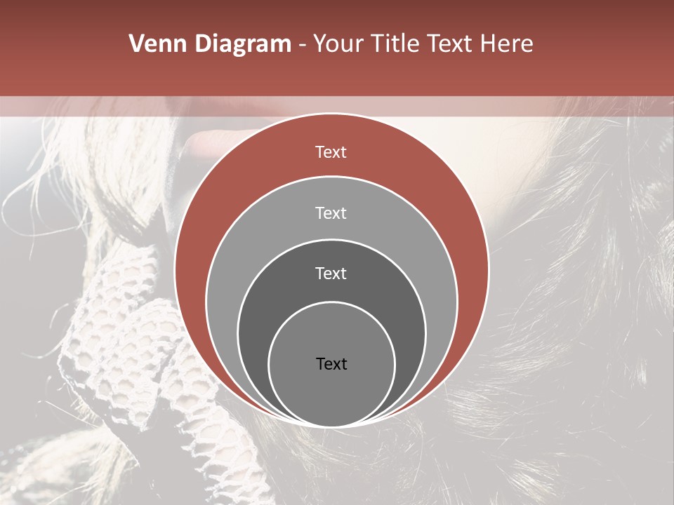 Models Lounge - You´ll Be Falling In Love PowerPoint Template