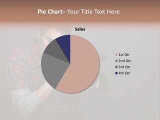 Operator Tripod Casual PowerPoint Template