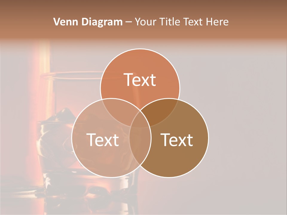 Scotch Whisky Glas PowerPoint Template