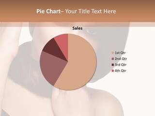 Makeup Beautiful Lips PowerPoint Template