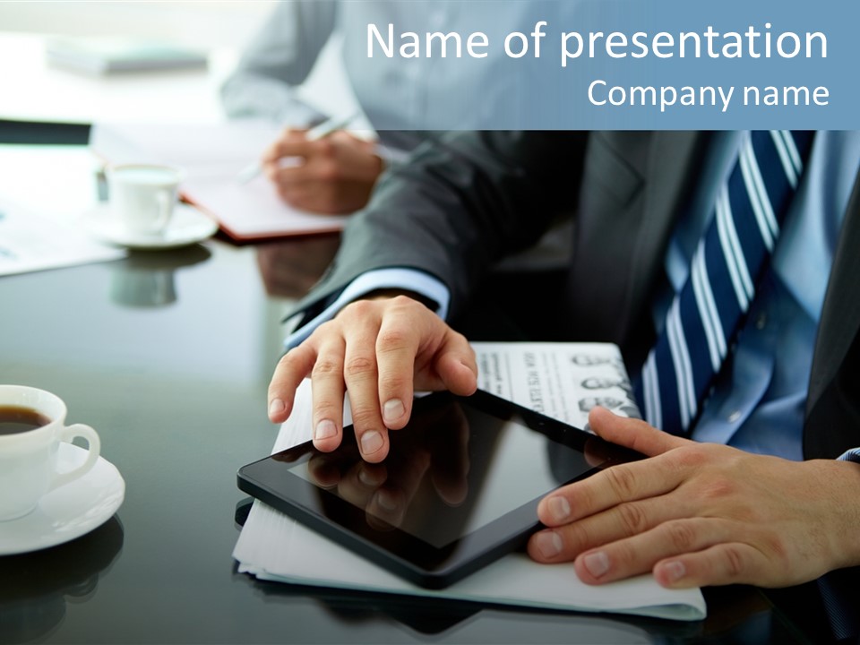 Training Communication Meeting PowerPoint Template