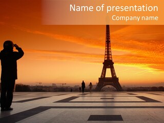 Travel Eiffel Tower PowerPoint Template