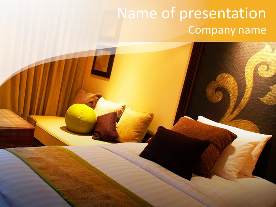 Show Cozy Resort PowerPoint Template