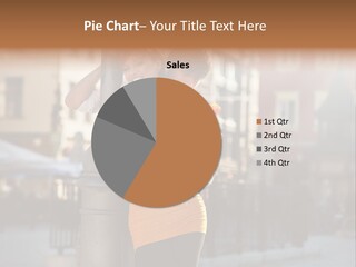 Hug Married Style PowerPoint Template