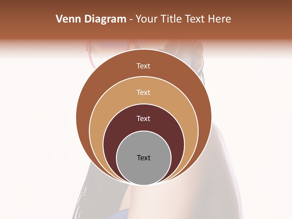 Gorgeou En Uality Eyegla E PowerPoint Template