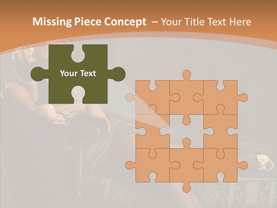 Stylish Luxury Ual PowerPoint Template