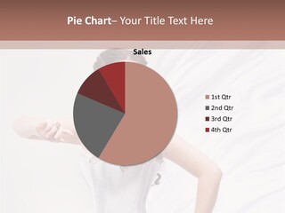 Model White Elegance PowerPoint Template