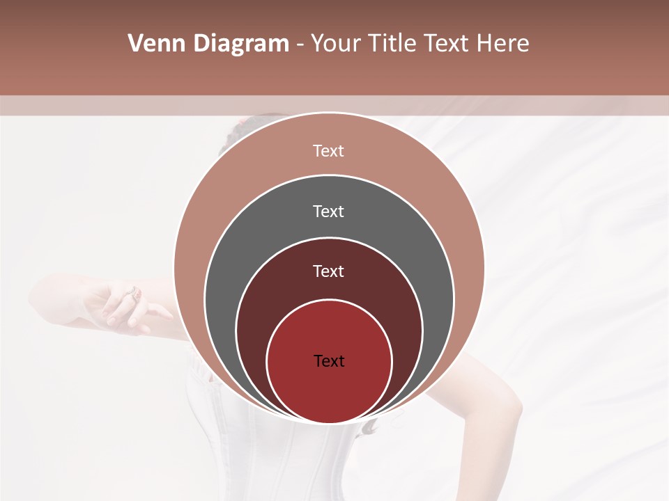 Model White Elegance PowerPoint Template