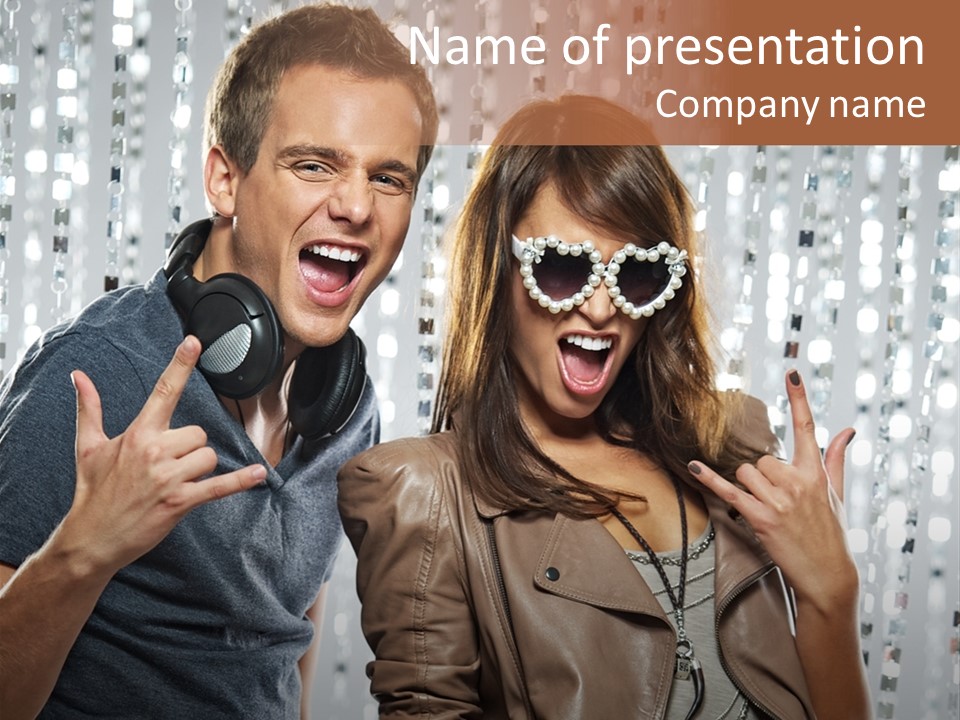 Screaming People Club PowerPoint Template