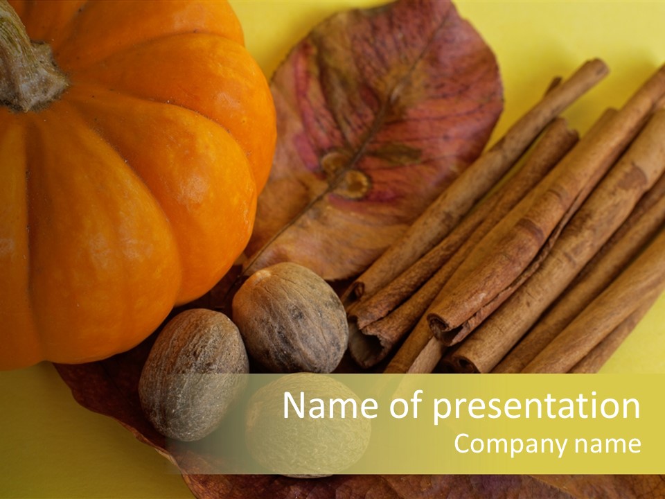 Autumn Cinnamon Autumn Leaf PowerPoint Template