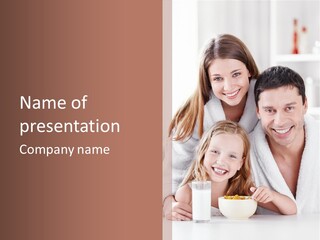 Family Cute Cheerful PowerPoint Template