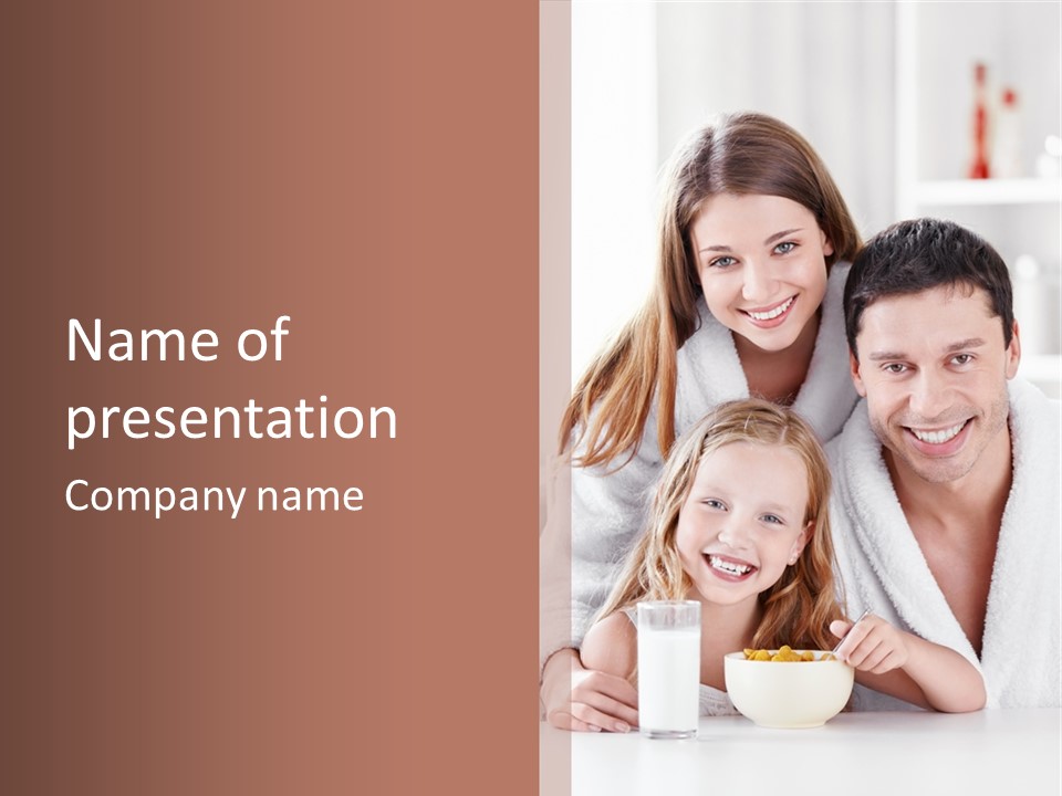 Family Cute Cheerful PowerPoint Template