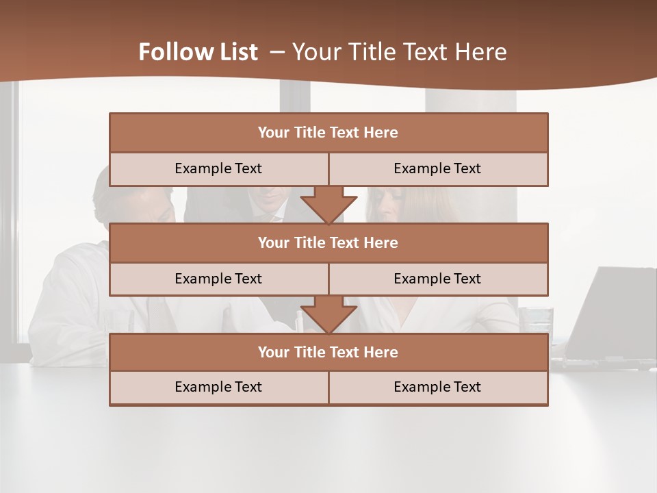 Businessclass Midman Laptopcomputer PowerPoint Template