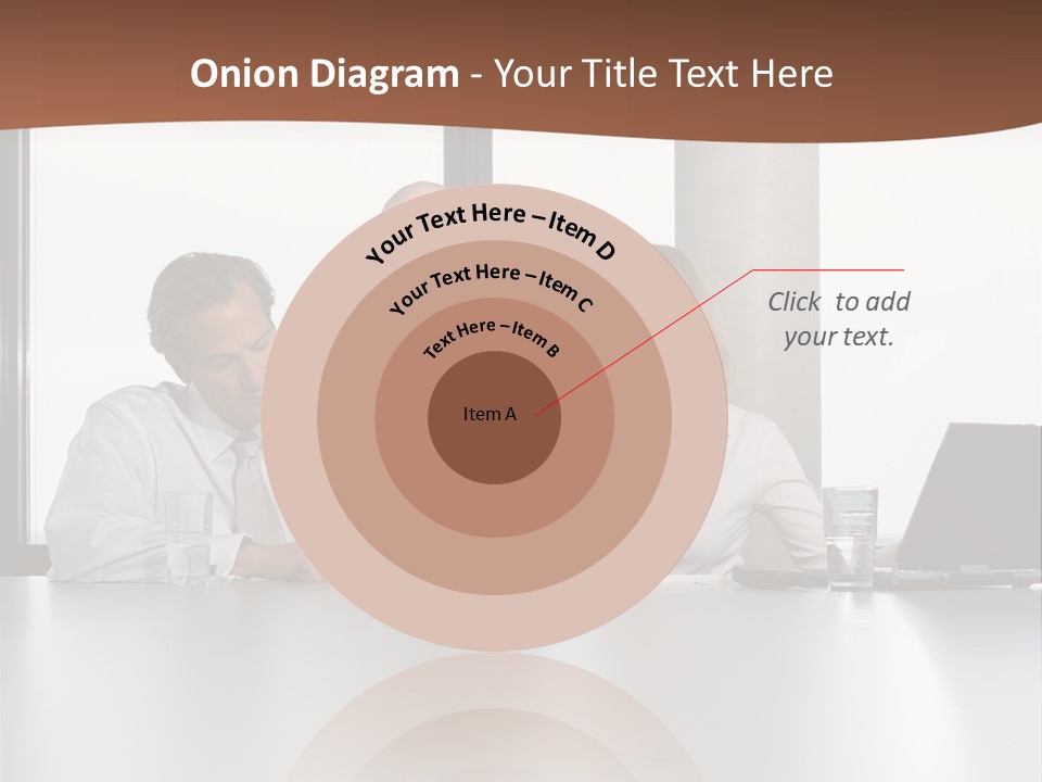 Businessclass Midman Laptopcomputer PowerPoint Template