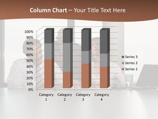 Businessclass Midman Laptopcomputer PowerPoint Template