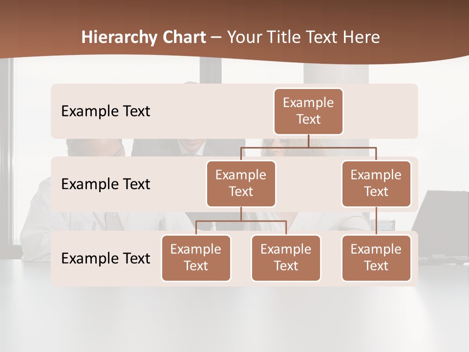 Businessclass Midman Laptopcomputer PowerPoint Template