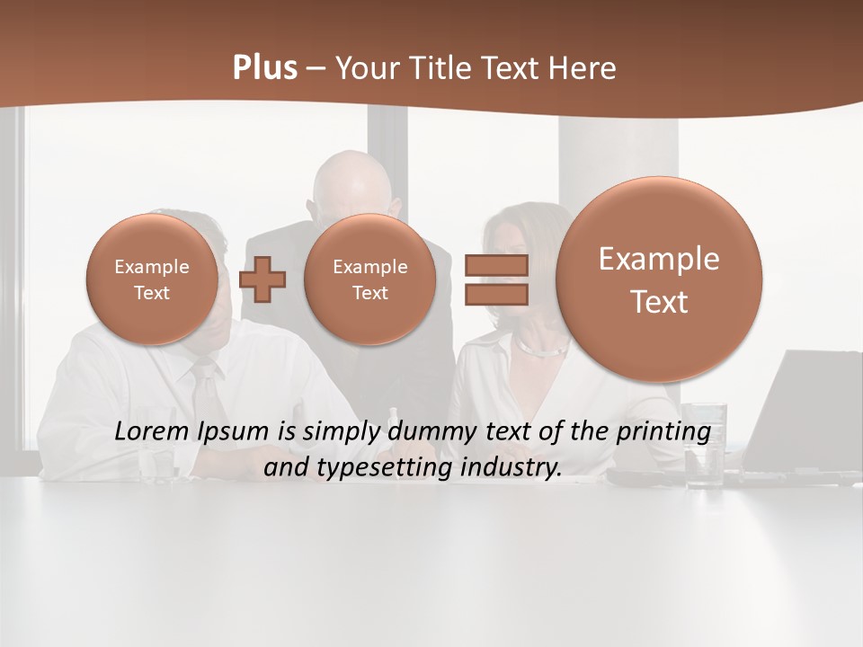 Businessclass Midman Laptopcomputer PowerPoint Template
