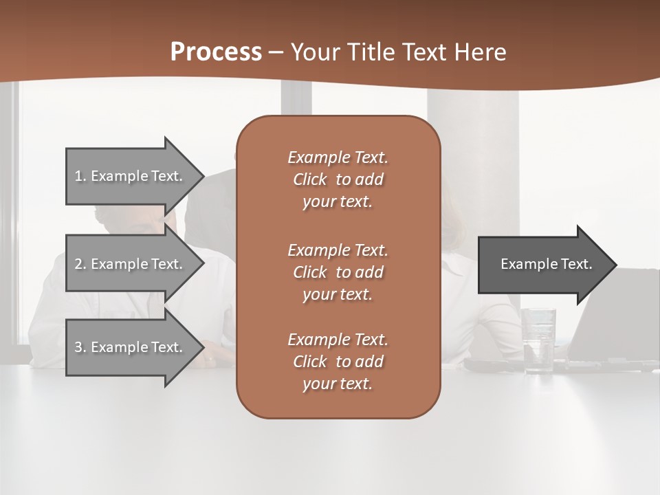 Businessclass Midman Laptopcomputer PowerPoint Template