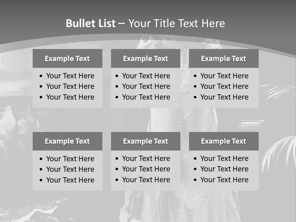 The Image Of The Queen PowerPoint Template