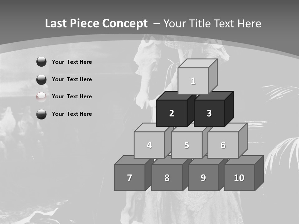 The Image Of The Queen PowerPoint Template