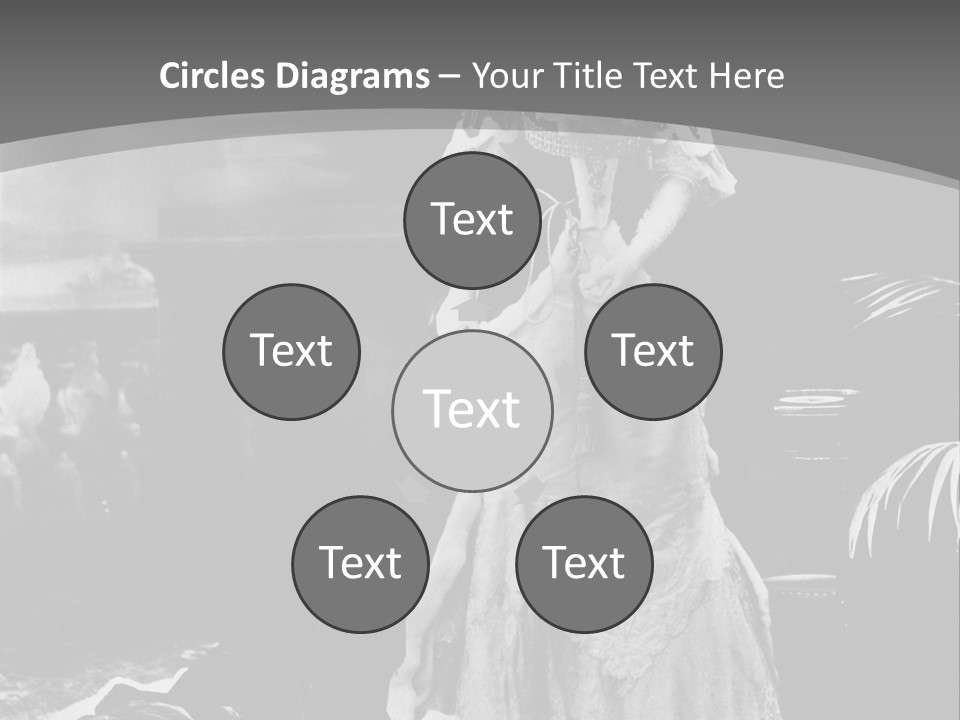 The Image Of The Queen PowerPoint Template