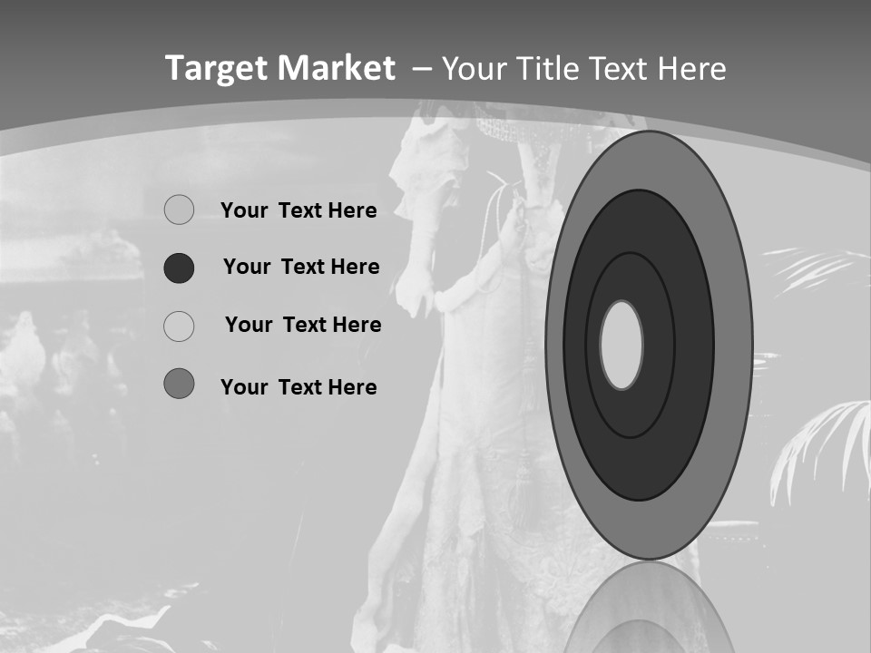 The Image Of The Queen PowerPoint Template