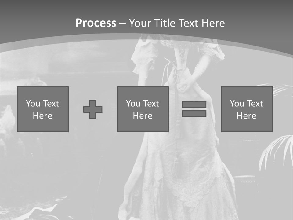 The Image Of The Queen PowerPoint Template