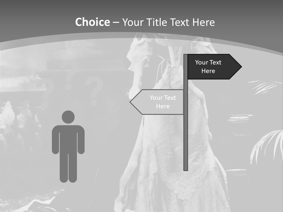 The Image Of The Queen PowerPoint Template