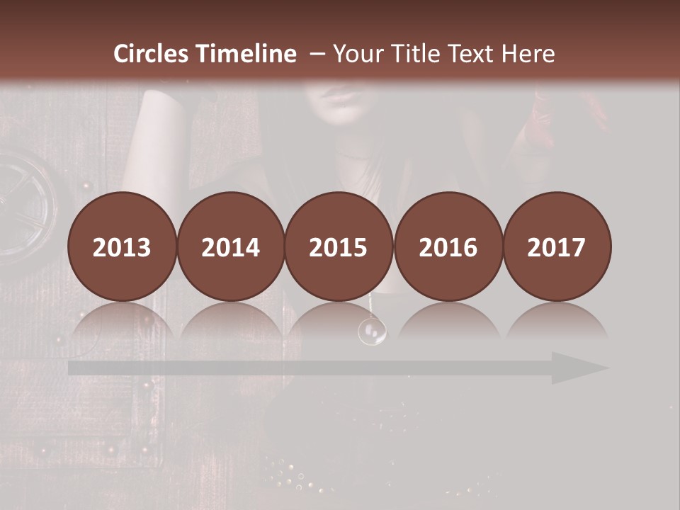 Coffre Guerrier Jolie PowerPoint Template