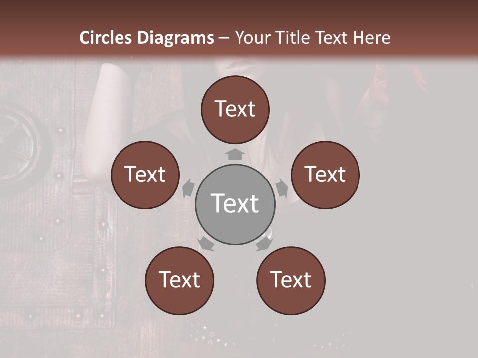Coffre Guerrier Jolie PowerPoint Template