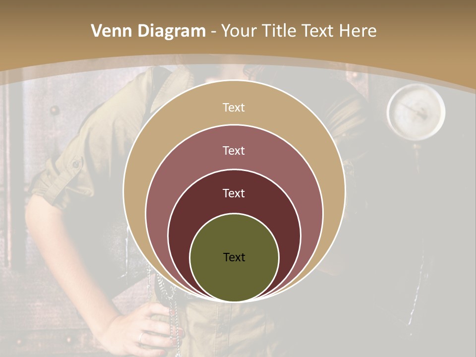 Futur Lunette Steampunk PowerPoint Template