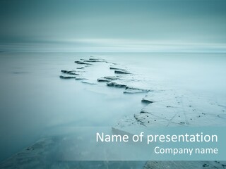 Meer Kimmeridge Bay PowerPoint Template