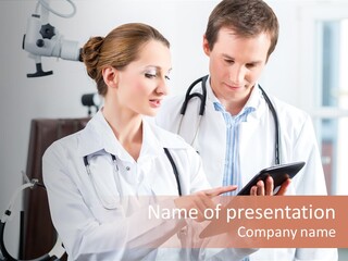 Teamwork Person Finding PowerPoint Template