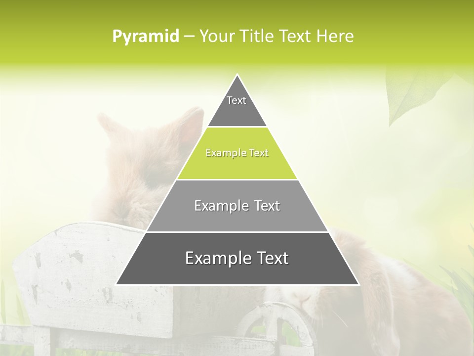 Sitzend Kunst Studio PowerPoint Template