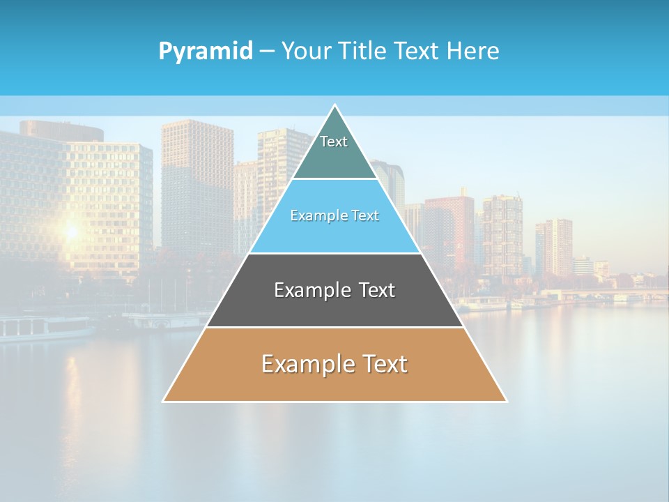 Architecture Touristique Eiffel PowerPoint Template