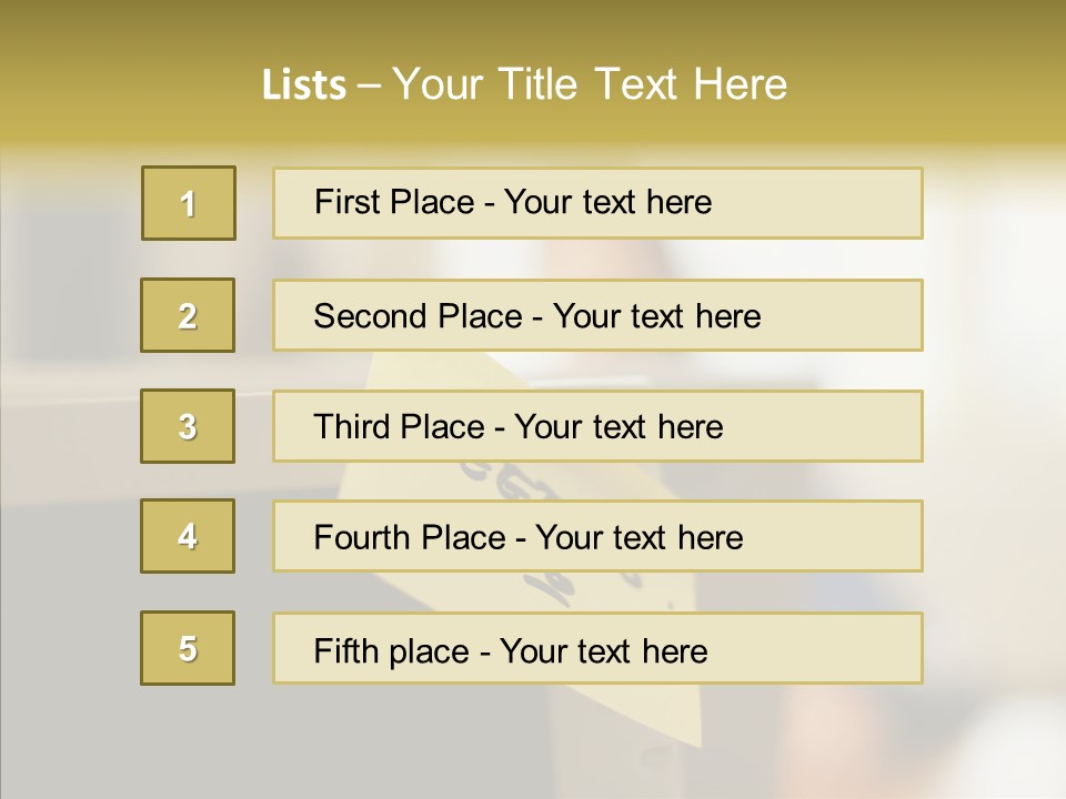 A Note Stuck On A Computer Screen PowerPoint Template