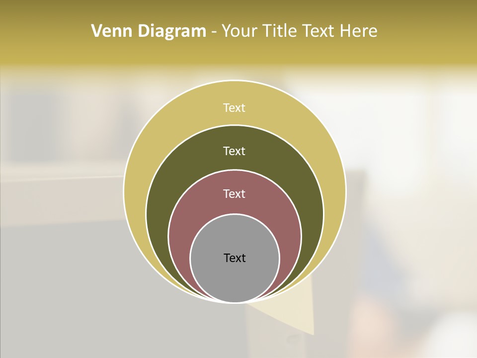 A Note Stuck On A Computer Screen PowerPoint Template