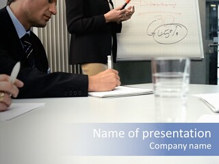 Busuccessful Presentation Of Entrepreneurs PowerPoint Template