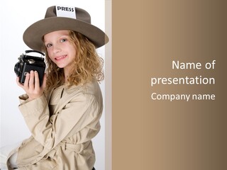 Journalist Investigator Retro PowerPoint Template