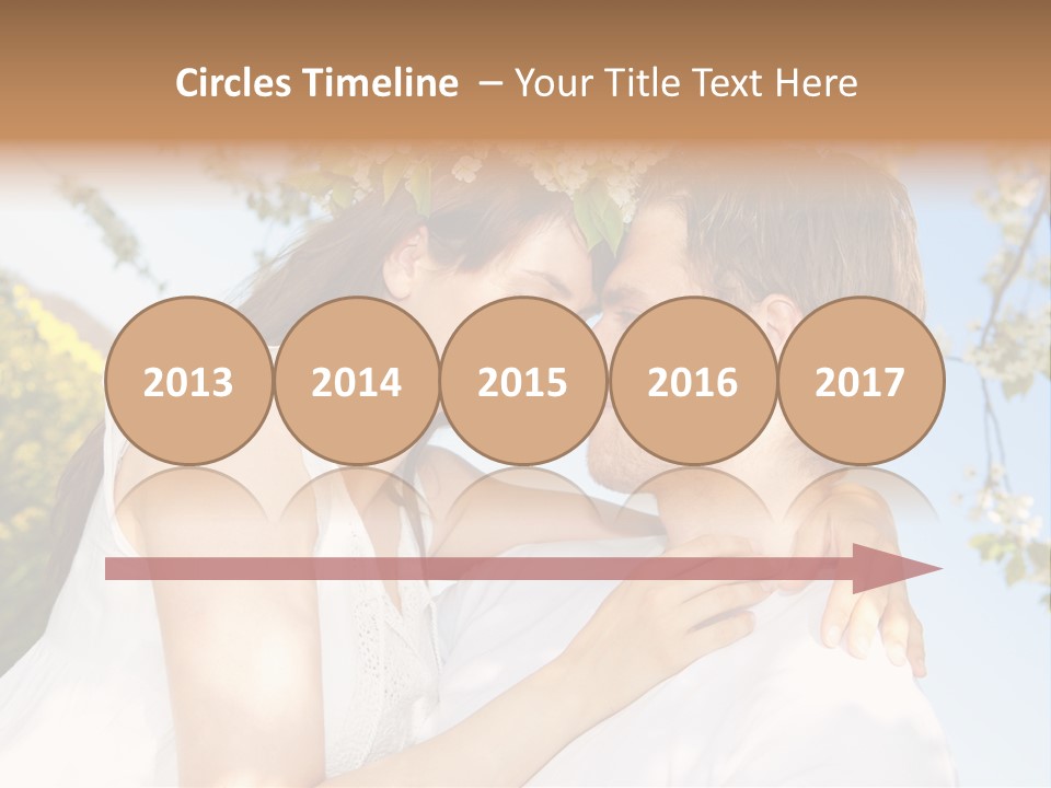 Romantik Freuen Couple PowerPoint Template