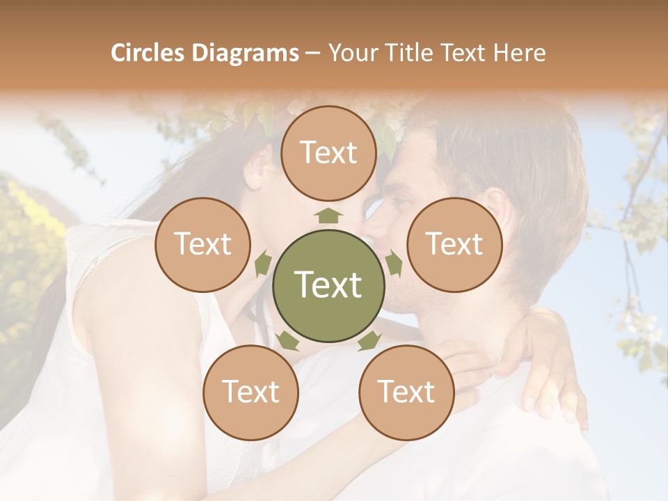 Romantik Freuen Couple PowerPoint Template