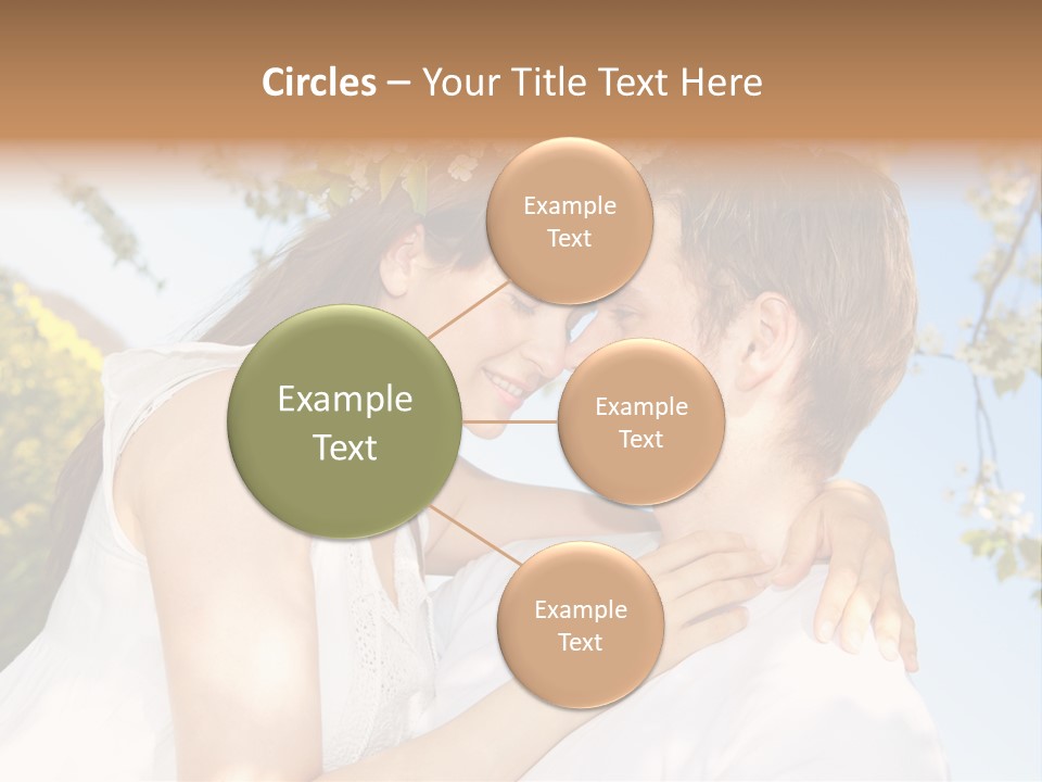 Romantik Freuen Couple PowerPoint Template